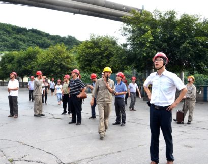 現場參觀.JPG
